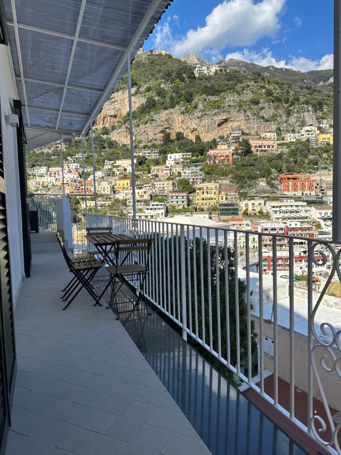 Queen View Apartment - No Kitchen Positano Exterior foto