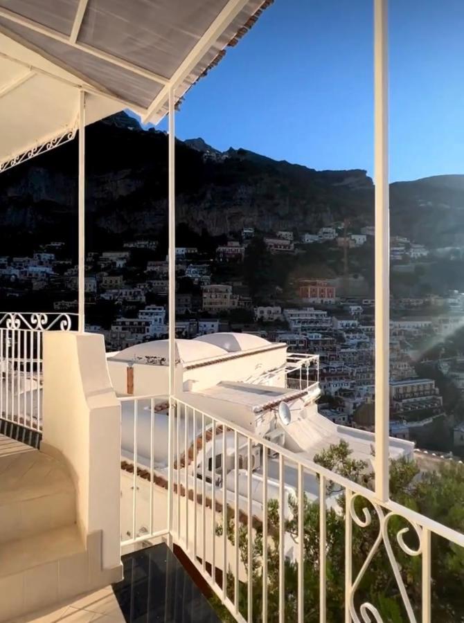 Queen View Apartment - No Kitchen Positano Exterior foto