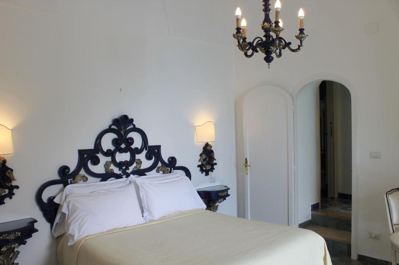 Queen View Apartment - No Kitchen Positano Exterior foto